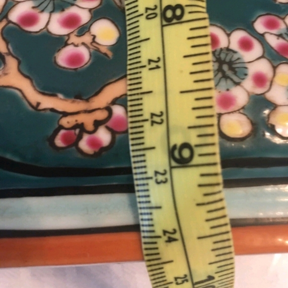 Beautiful Oriental Vase Numbered - Picture 10 of 11